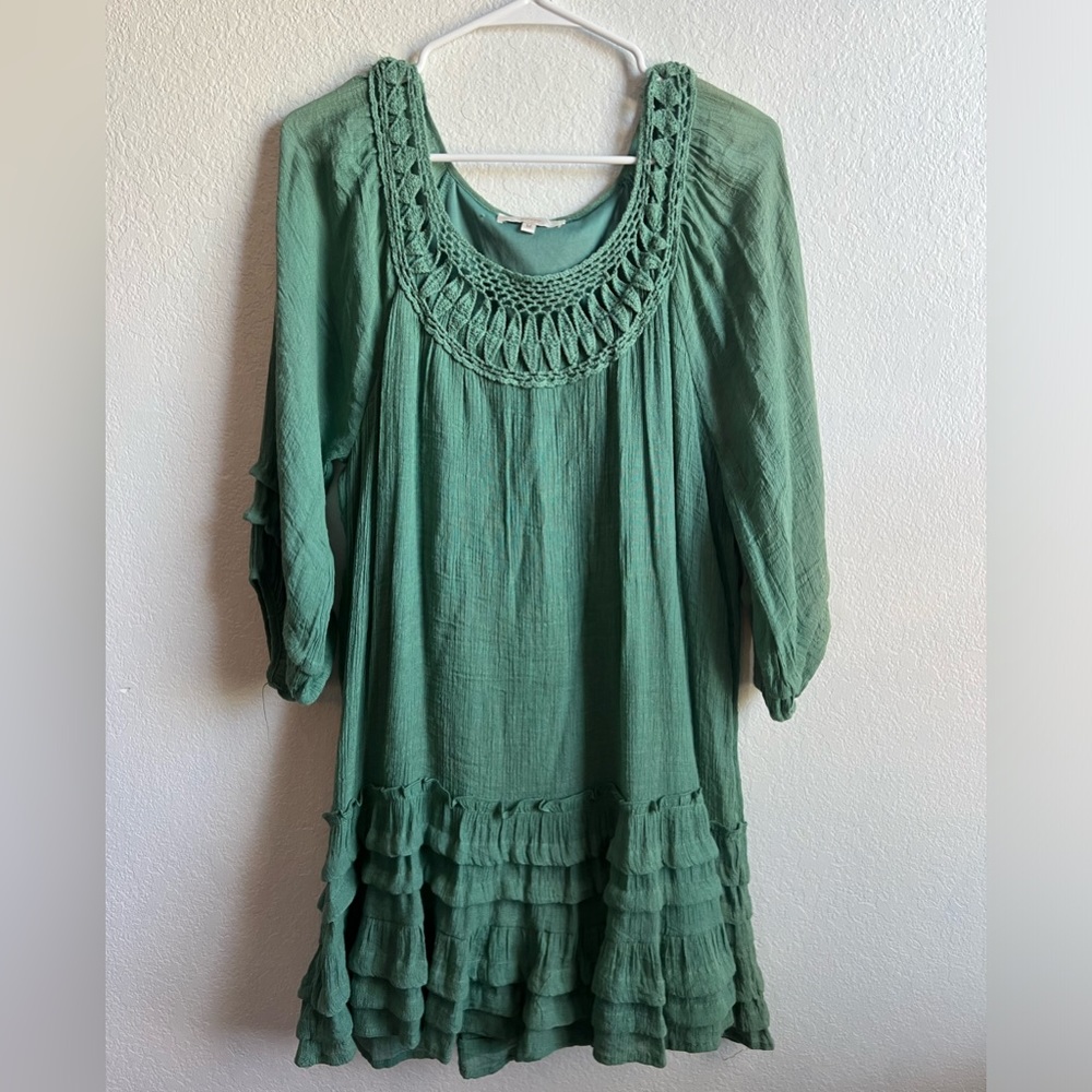 Entro Women’s green dress